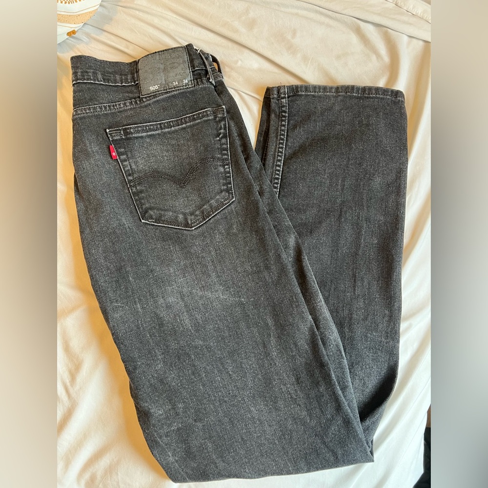 Levi Black Men’s 505 Jeans / size 34